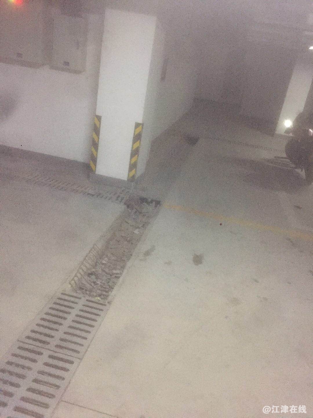 下水道钢筋坏了没人管