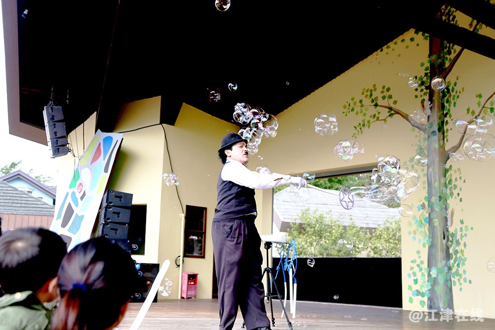 文艺表演 (2).jpg