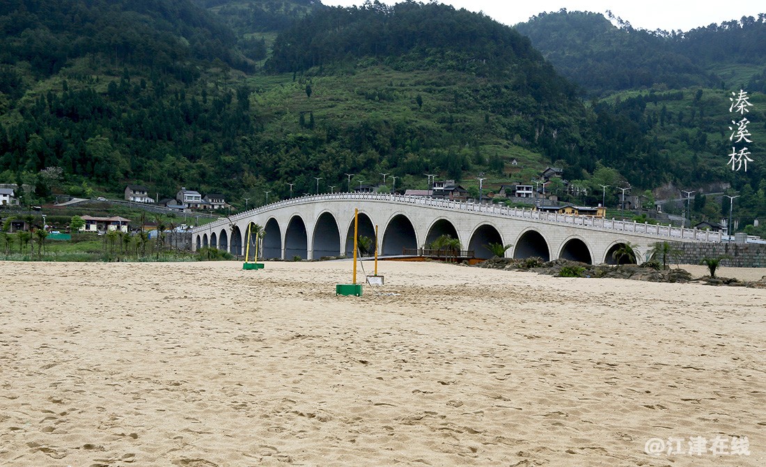 湖与沙滩 (6).jpg