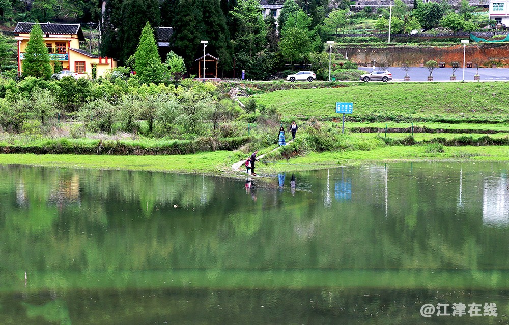 湖与沙滩 (9).jpg