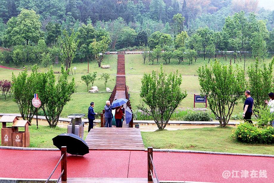 鱼子村 (2).jpg