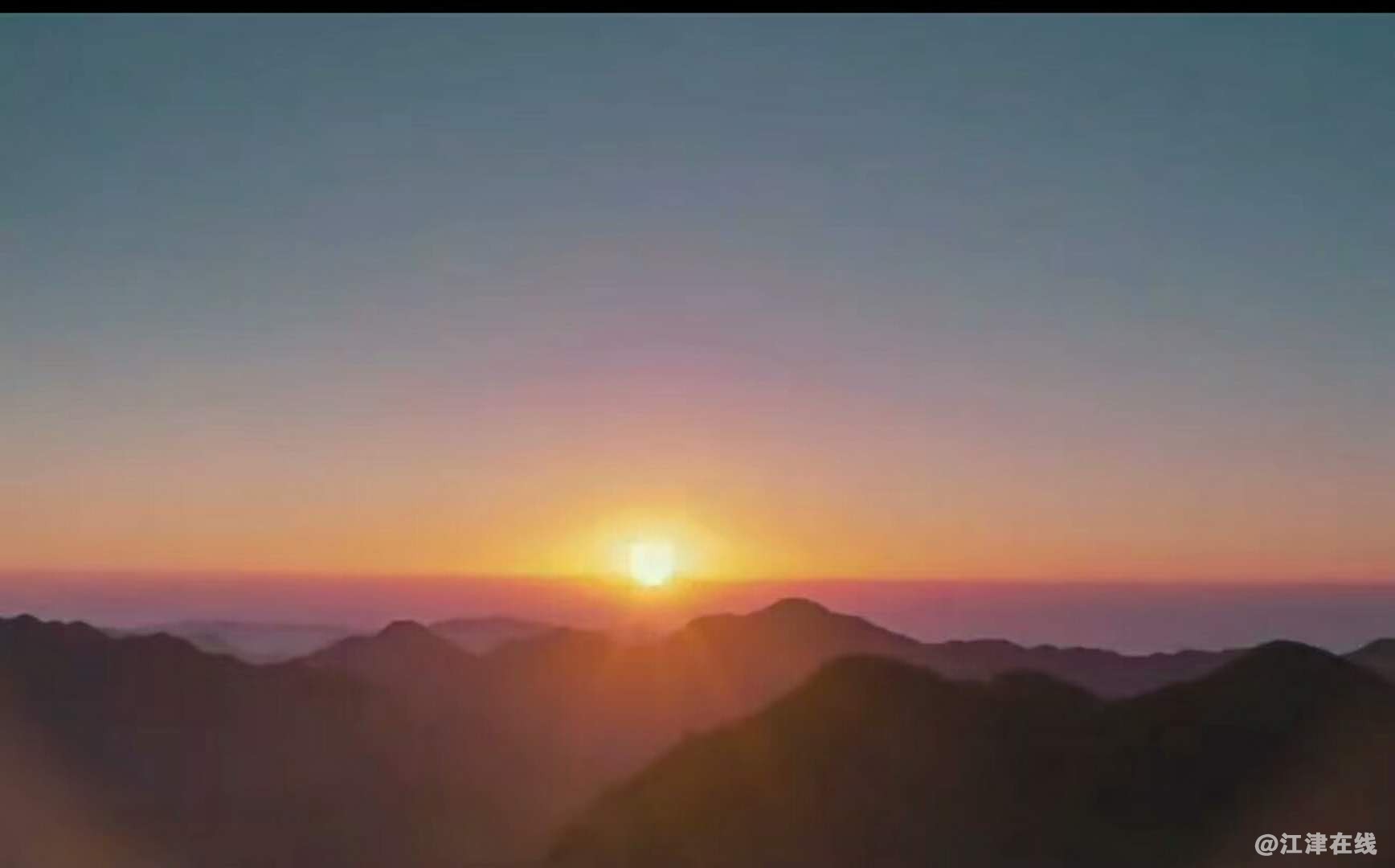 327714155467393411.jpg