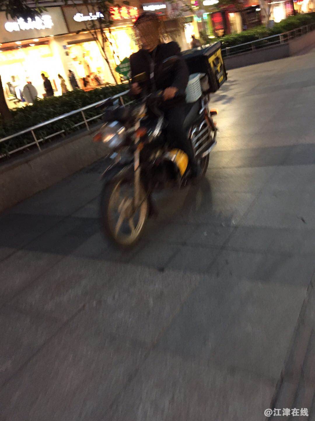 步行街26.jpg