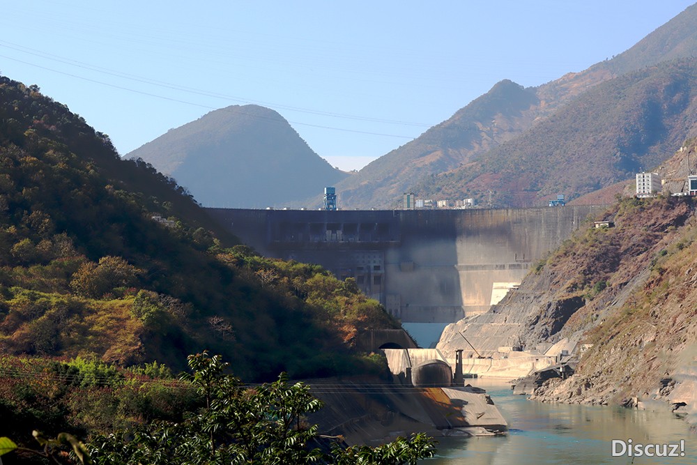 二滩水电站水库 (8).jpg