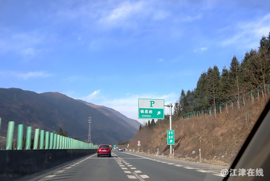 柳江古镇 (1).jpg