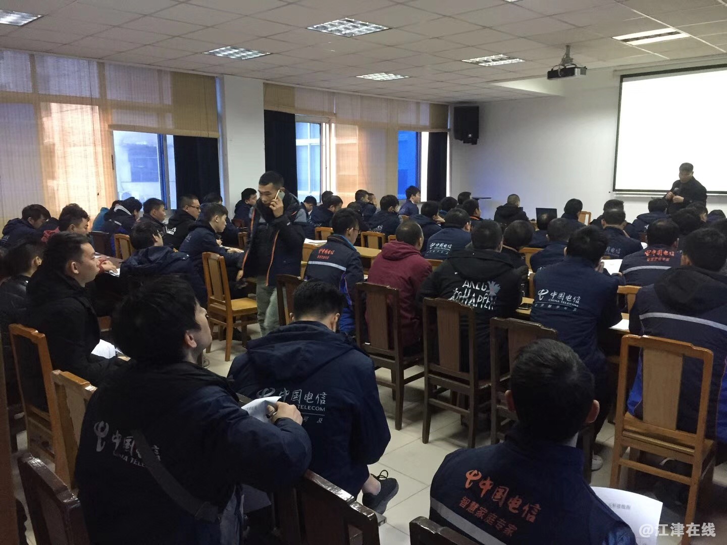 学校考场实景