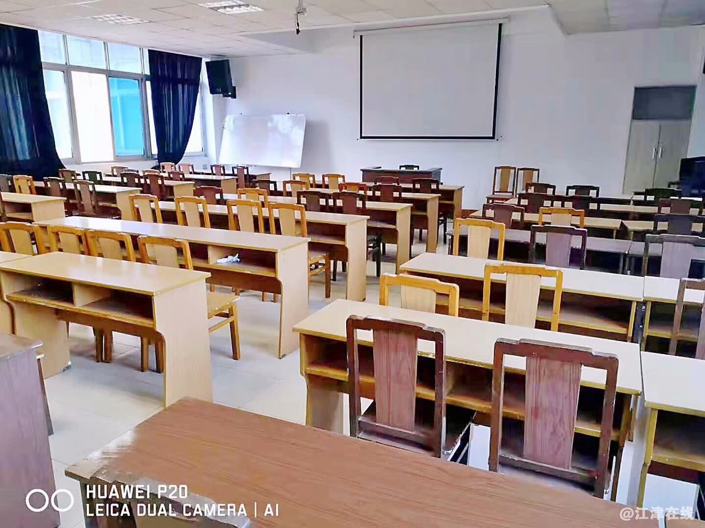 学校考场实景