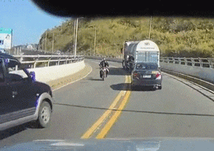 152003655281a5866d24507696853edd.gif