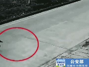 2dbf88768942bbf5b42085eb7e9128c0.gif