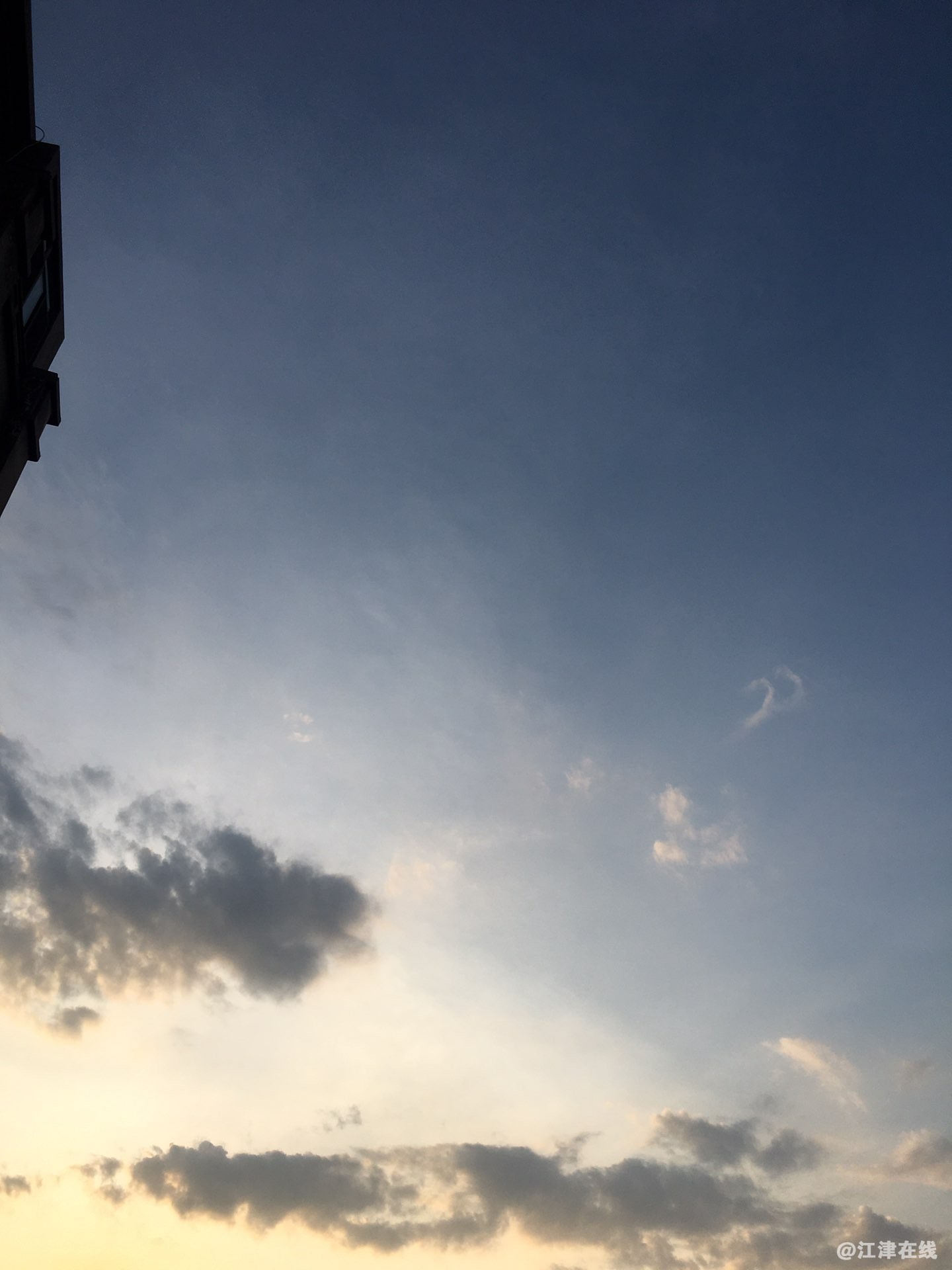 20220816070248front1_0_420898_FuWE4P3Q8CLKJYijBUfD5O2wHXGx.jpg