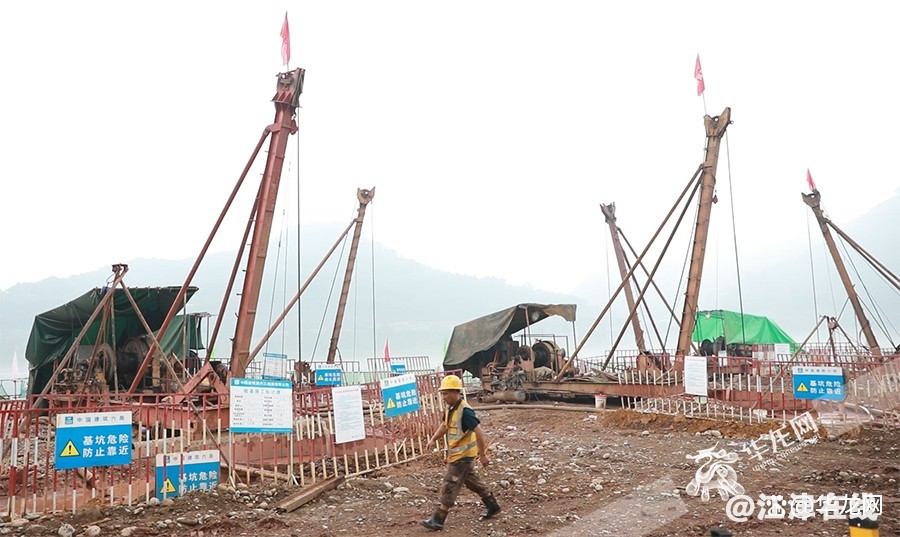 watermark,bucket_baidu-rmb-video-cover-1,image_YmpoL25ld3MvNjUzZjZkMjRlMDJiNjdjZWU1NzEzODg0MDNhYTQ0YzQucG5n,type_RlpMYW5UaW5nSGVpU01HQg==,w_23,text_QOWNjum-mee9kQ==,size_23,x_18,y_18,interval_2,color_FFFFFF,effect_softoutline,shc_000000,blr_2,align_1.jpg
