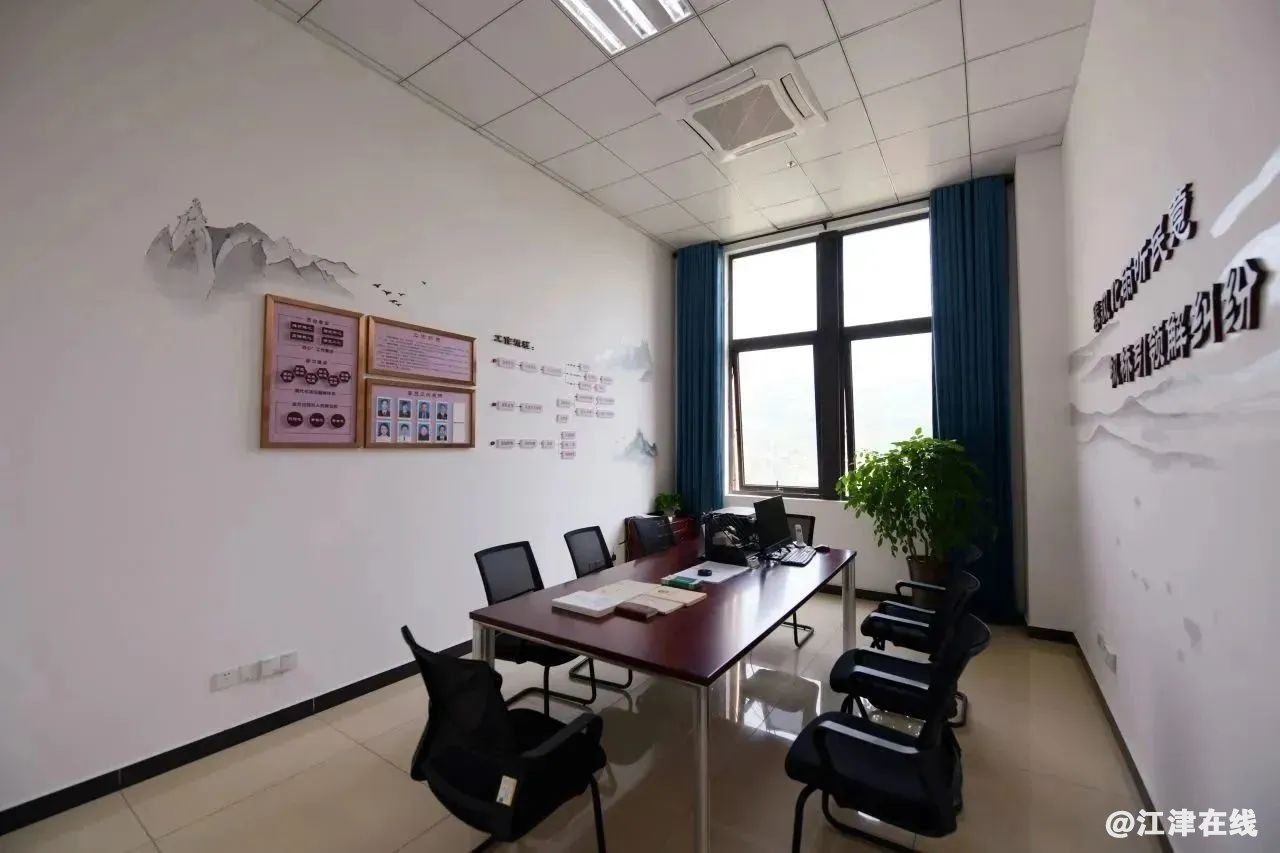 ac1fa946f451bb8a4aae2324fbbc6e94.jpg