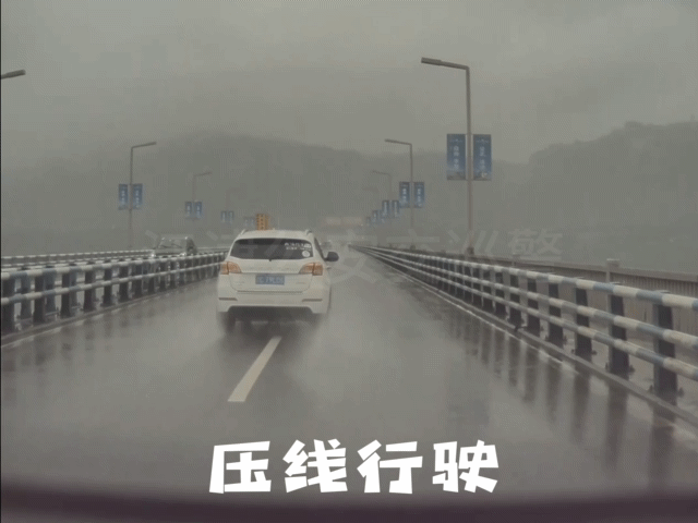 ff624c8aad1a4b038c1c01355c504aaf.gif