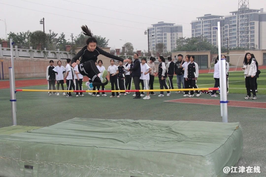 3f883d032849c5af44fa20b9fdf0229a.jpg