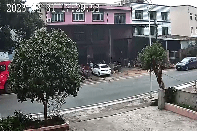 c8b952b5f57b414935216df6fb12f93b.gif