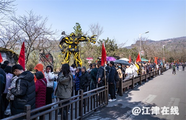 18141317tf9e.jpg