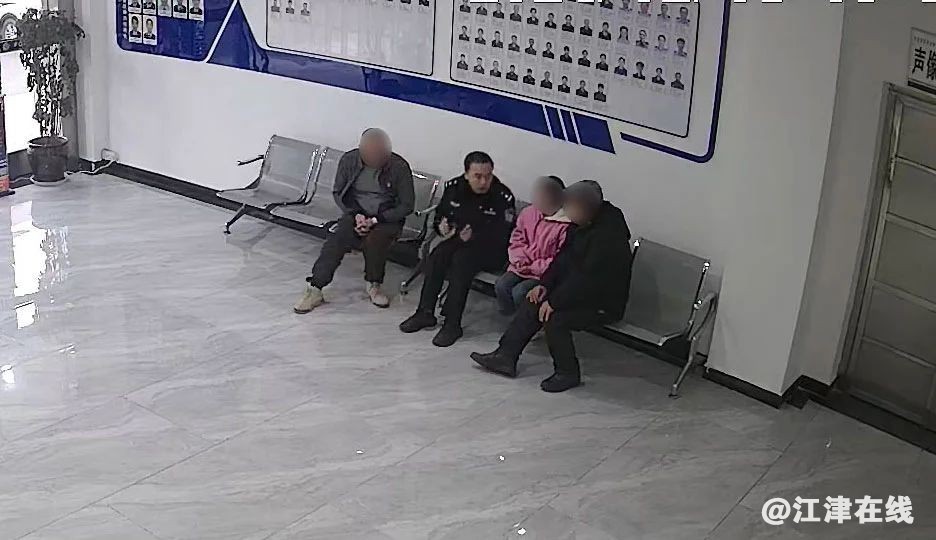 7d0bf2fd9fd3ce97cc7ac6d8e240f4de.jpg