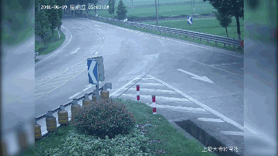 64f05831183db9138d3a0afd1d372565.gif