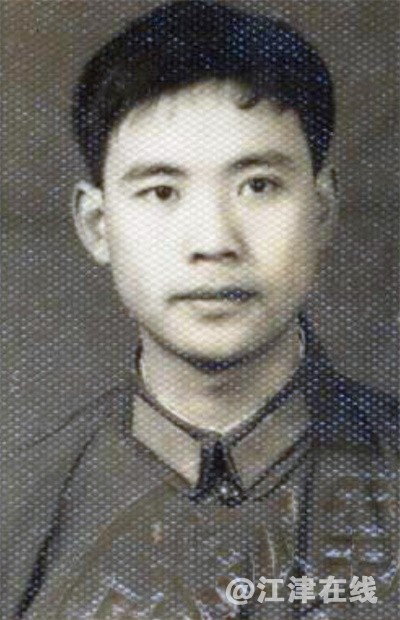 ３退伍时的父亲.jpg