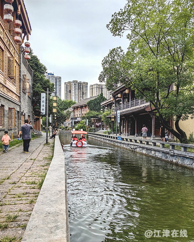 古镇 (2).jpg