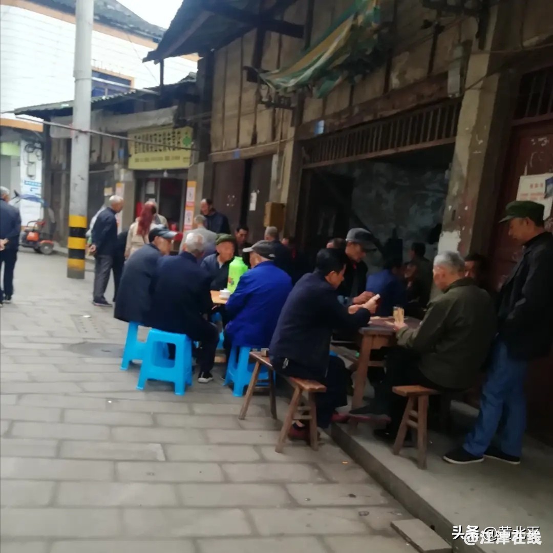 647b80276fdf4c6280ef5c13163cd3bd~tplv-tt-origin-web:gif.jpeg?_iz=58558&from=article.jpg