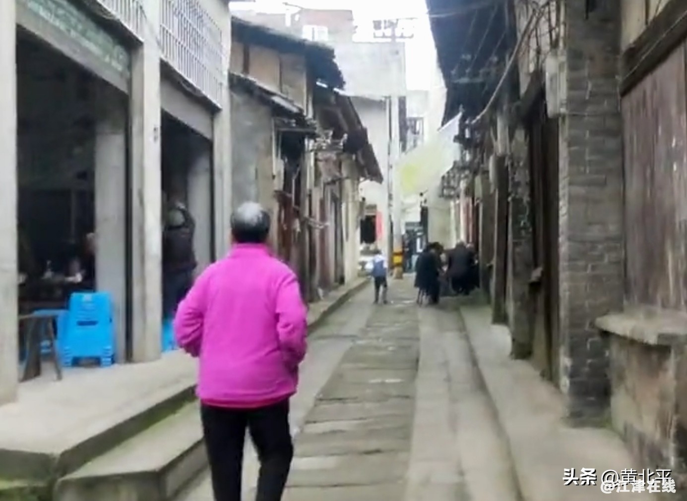 7a269b3b144b4712a97ef23a29fd7f2c~tplv-tt-origin-web:gif.jpeg?_iz=58558&from=article.jpg
