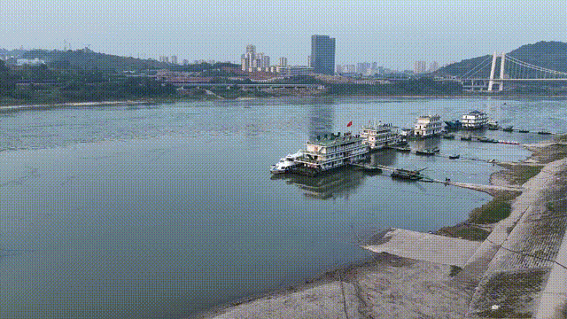 0961c09815b1b88cc5e9dd3a0a6939b4.gif